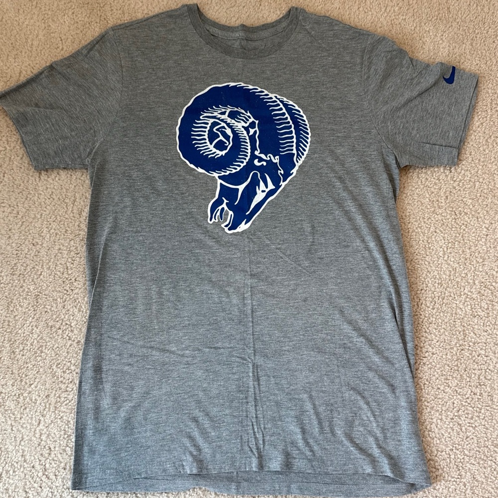 Nike Men's Short-Sleeve NFL Los Angeles Rams Retro Throwback Logo Tee